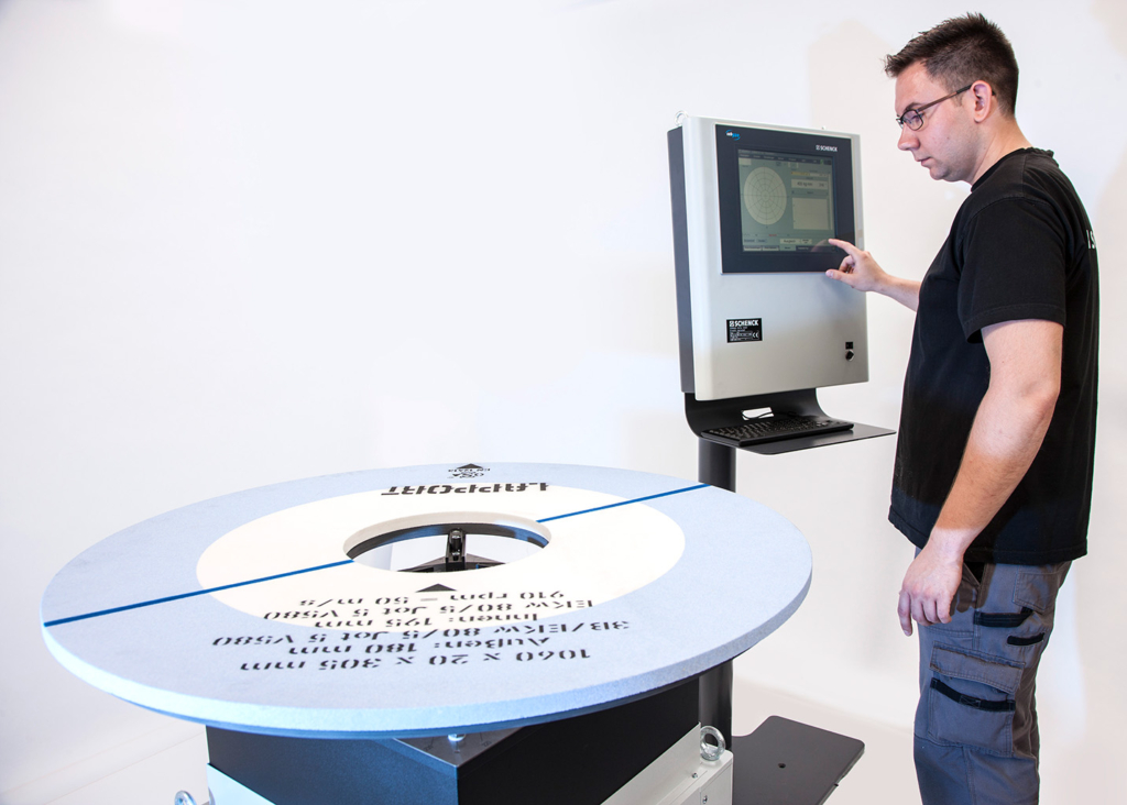 Schenck ESA, ESF - Static Balancing Machines / Without rotation – simple and precise balancing